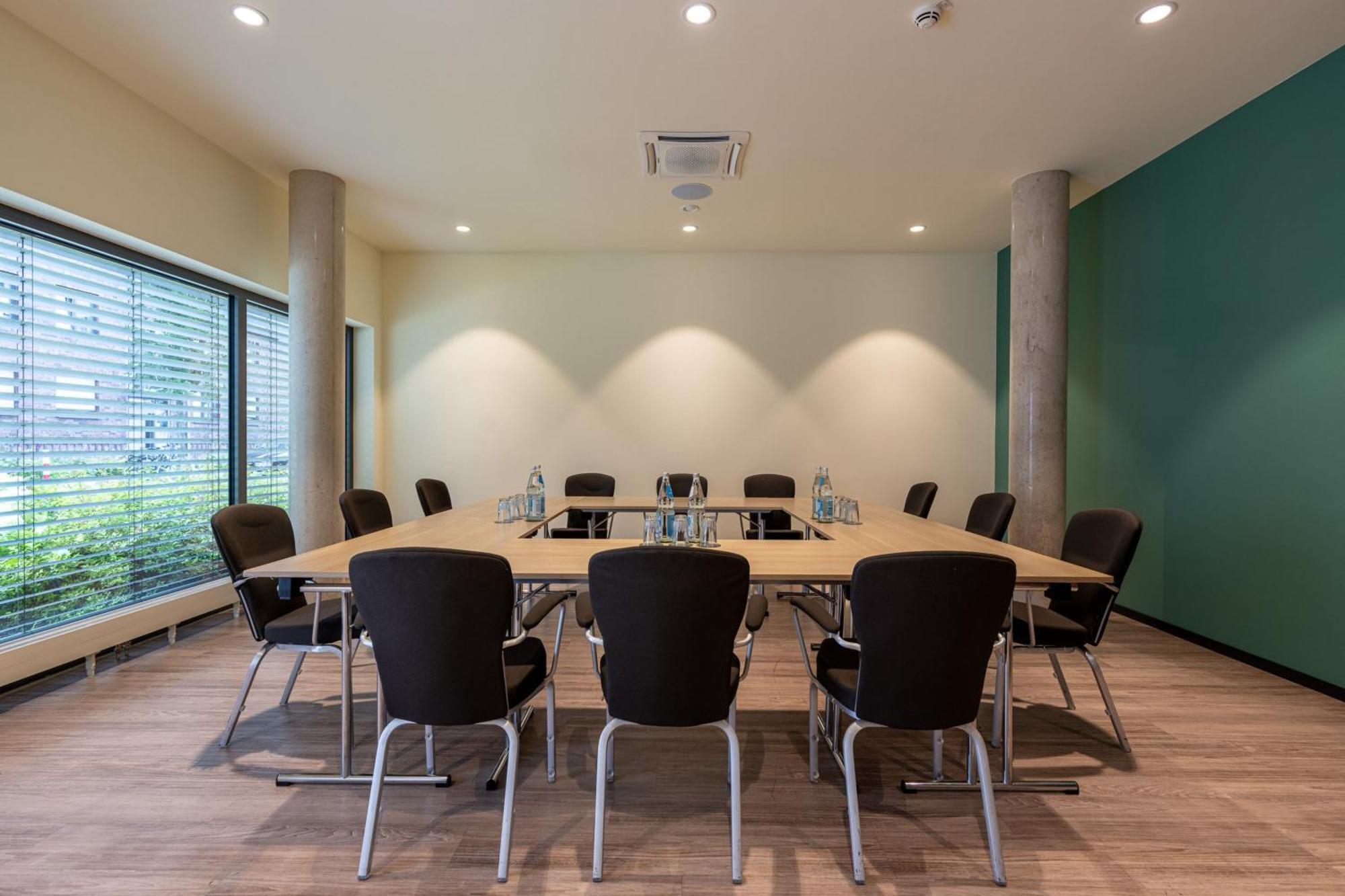 Residence Inn By Marriott Hamburg Altona Bagian luar foto