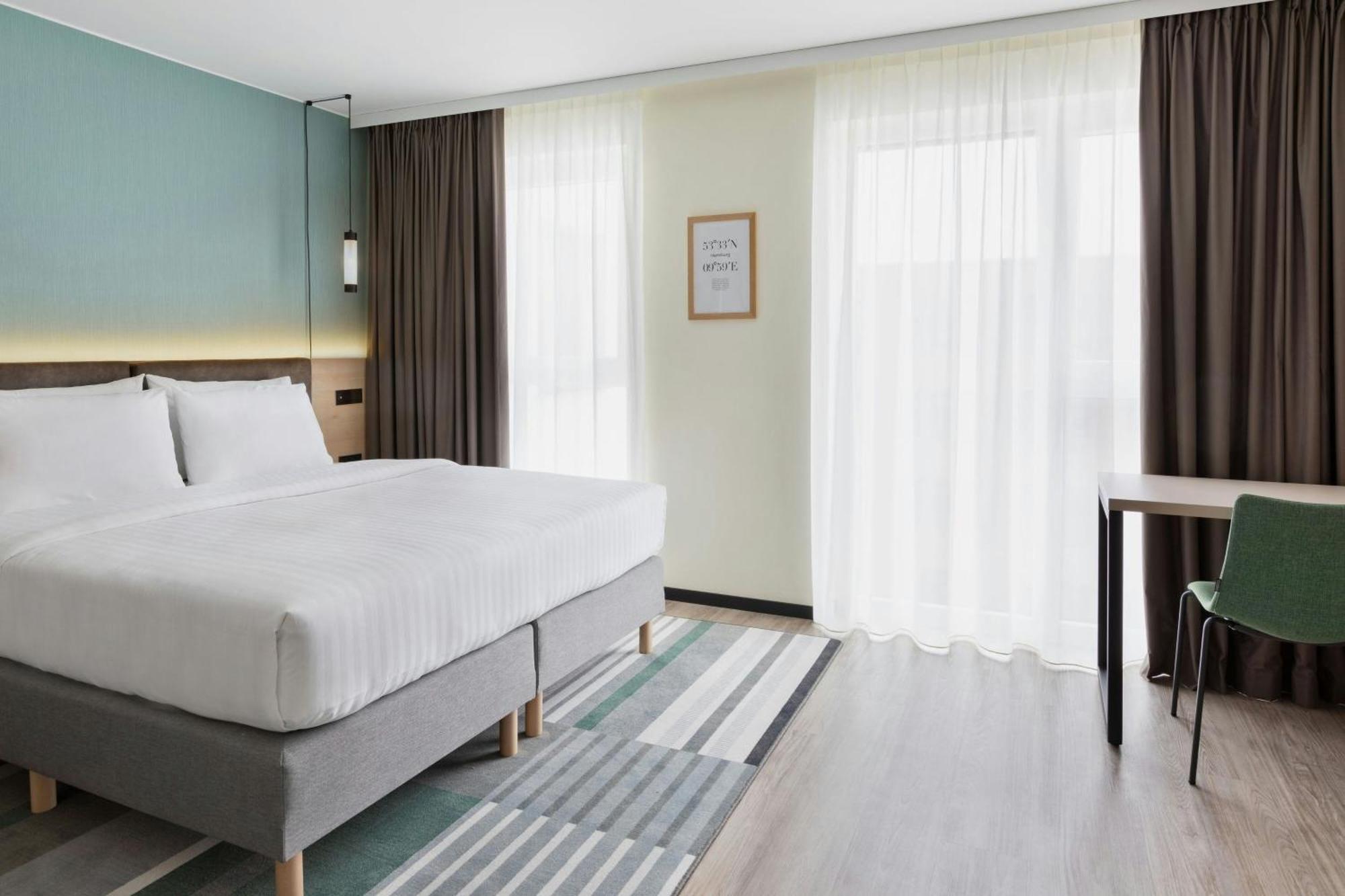 Residence Inn By Marriott Hamburg Altona Bagian luar foto