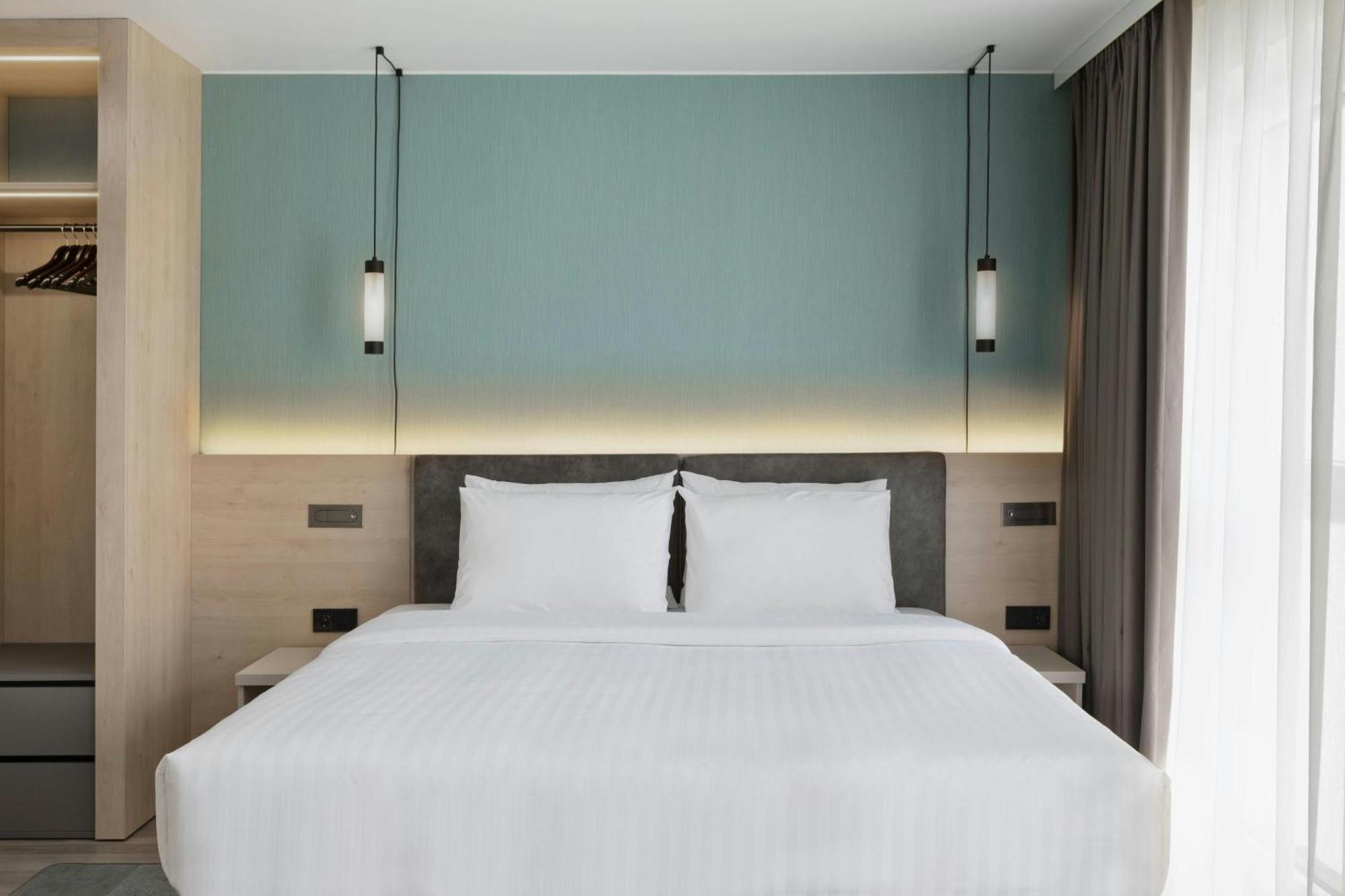 Residence Inn By Marriott Hamburg Altona Bagian luar foto