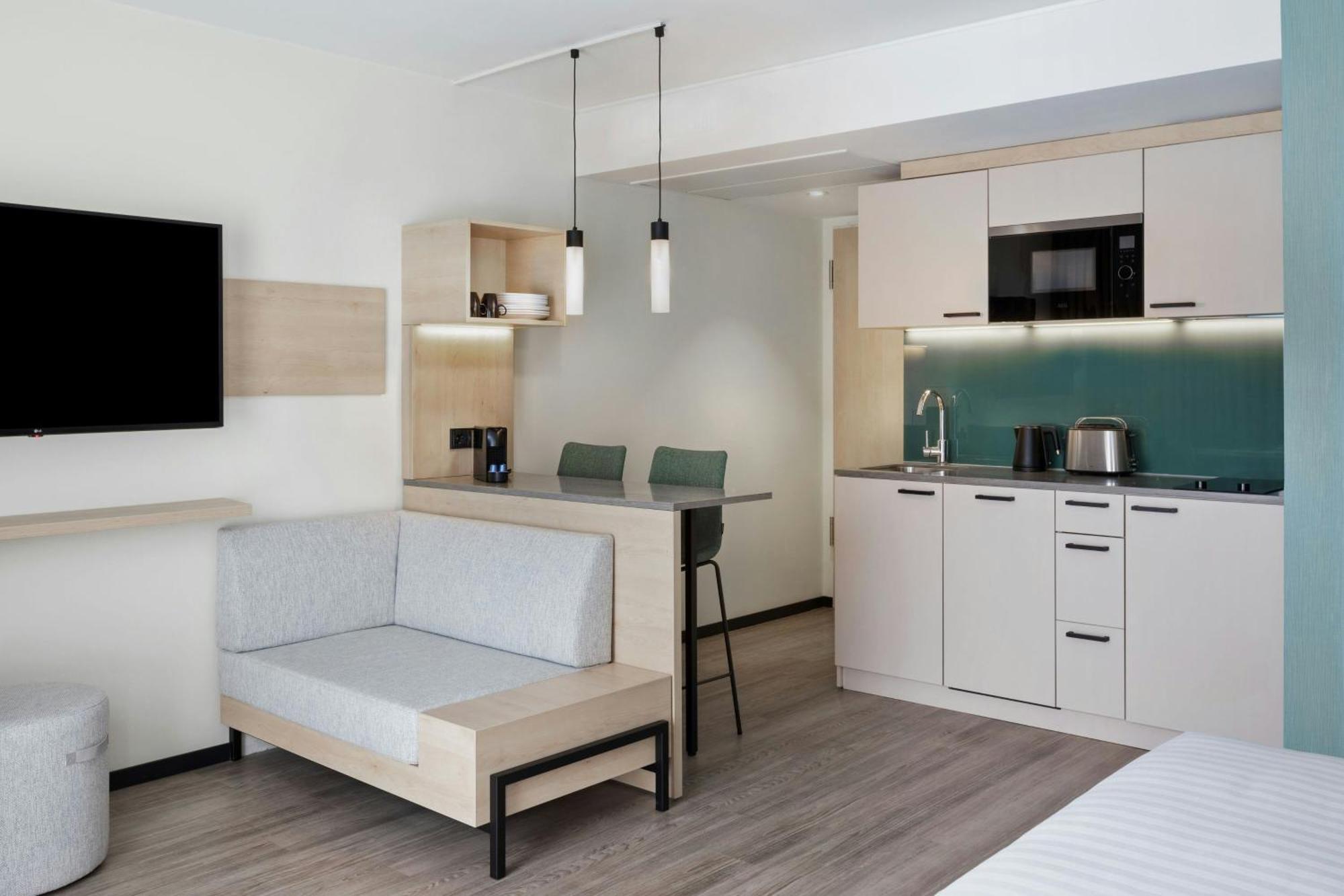 Residence Inn By Marriott Hamburg Altona Bagian luar foto