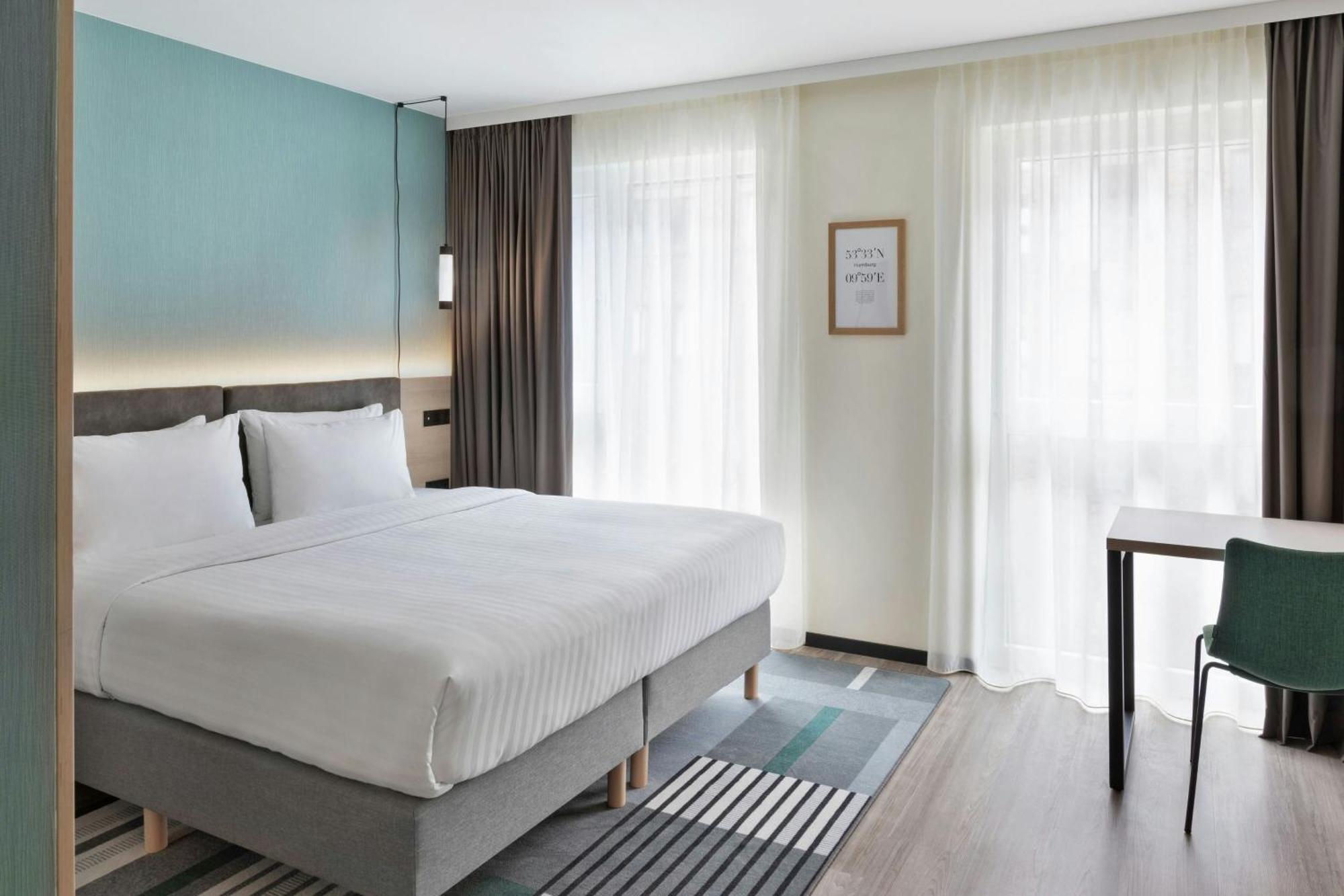 Residence Inn By Marriott Hamburg Altona Bagian luar foto